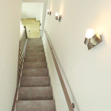 Beton-Grau-Treppenstufen