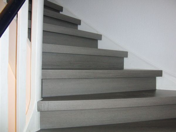 Eiche-Grau-Treppenstufen