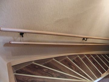 Treppe mit Kinder-Handlauf Beispiel 2